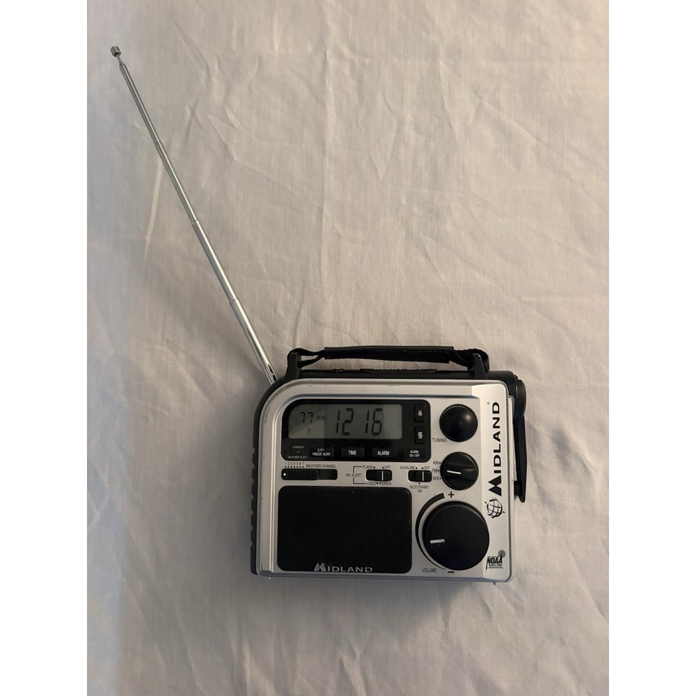 Midland ER102 Emergency Survival Radio Crank Power Weather Alert AM/FM Hazards